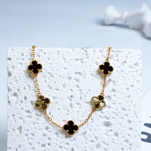 11N Five-leaf Clover Bracelet