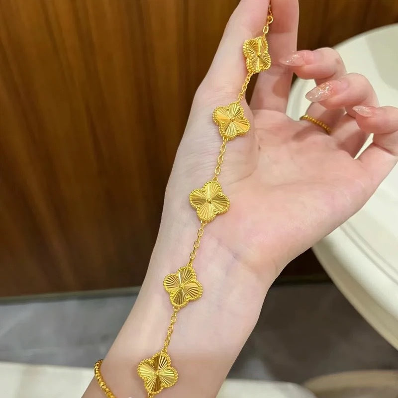 Five-Leaf Clover Bracelet