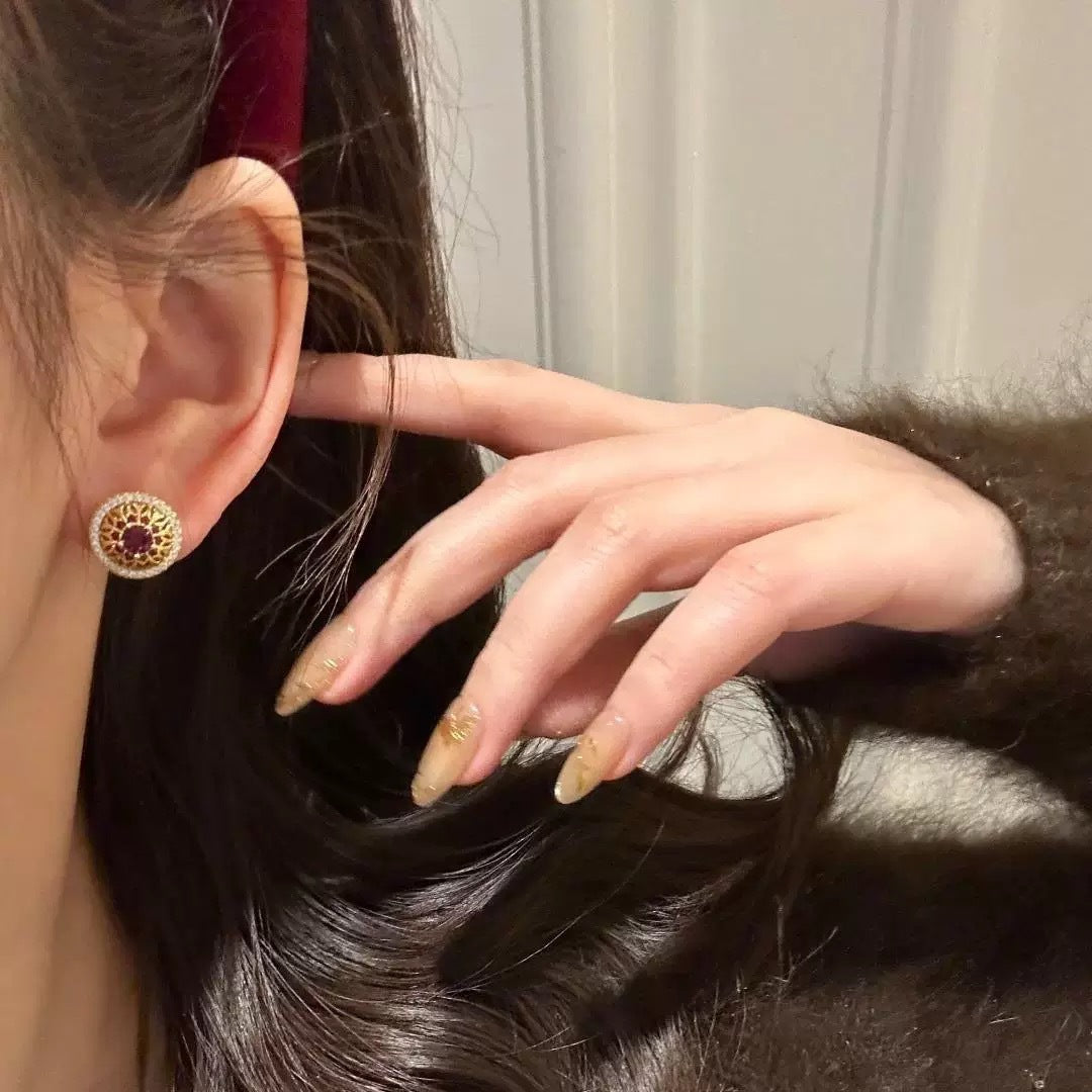 Four-Leaf Clover Diamond-Shaped Stud Earrings