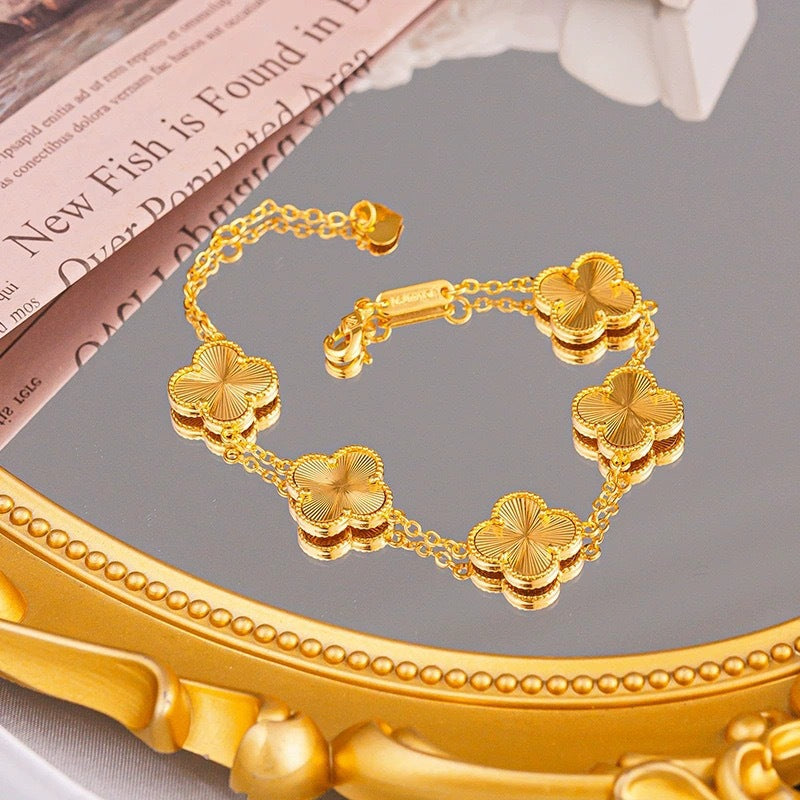 Five-Leaf Clover Bracelet