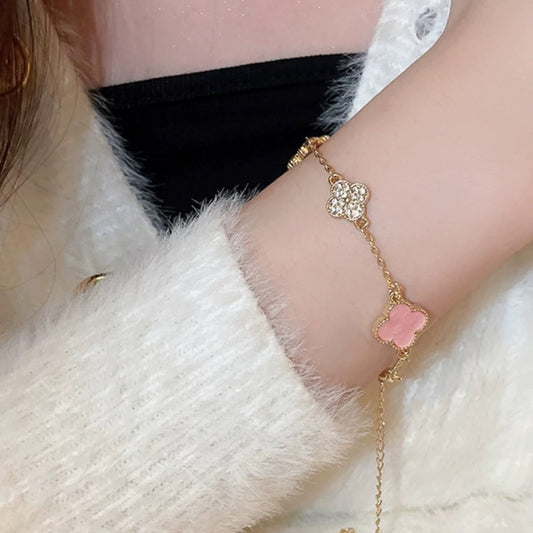 Powdered Seaweed Four-Leaf Clover Bracelet