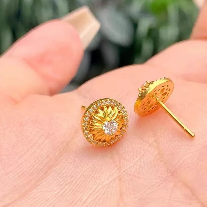 Diamond-Studded Sunflower Stud Earrings
